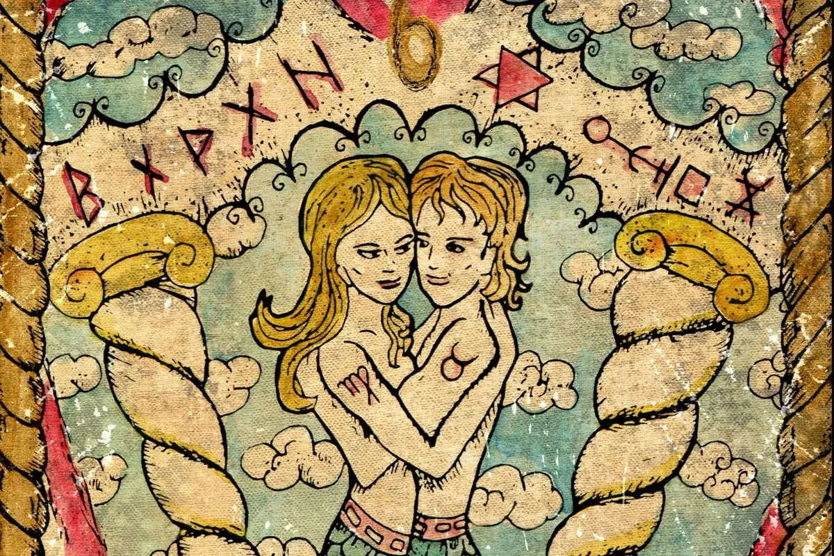 Tarot co mnie czeka w miłości: para obejmująca się na tle chmur i run.